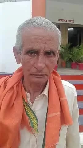 कोडरमा: बेटे-बहू ने मां-बाप के साथ की मारपीट, वृद्ध माता-पिता कोडरमा थाना पहुंचे