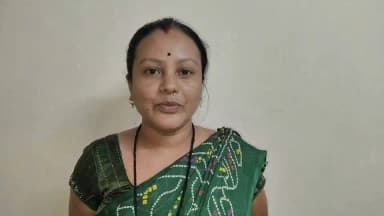 खुशियों का उपहार
देवी केवट को मुख्यमंत्री लाडली बहन योजना के तहत मिला 1500 रूपये के अतिरिक्त 250 रुपए का उपहार। मुख्यमंत्री डॉ. मोहन यादव को दिया धन्यवाद।
#MP_का_रक्षाबंधन_उपहार
#शहडोल #shahdol