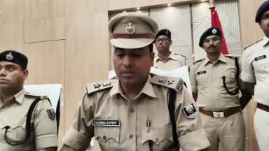 जगदीशपुर: तिलकामांझी थाना क्षेत्र के हटिया रोड स्थित ज्वेलरी दुकान में हुई चोरी का पुलिस ने 36 घंटे के अंदर किया उद्भेदन