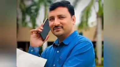 नांदुरा: आधी ध्वजारोहण नंतर पदाचा राजीनामा आणि त्यानंतर घेतला गळफास! मांडवा फॉरेस्ट मधील आरोग्य अधिकाऱ्याने केली आत्महत्या