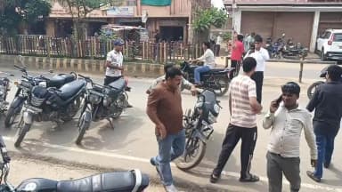 अंबाह: सेंट्रल बैंक से गोल्ड लोन की रकम निकालते ही किसान के 1.12 लाख बैंक के सामने से चोरी