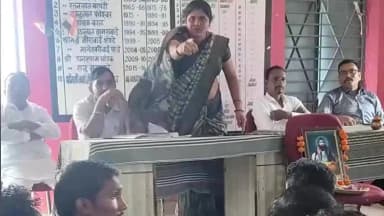 खैरलांजी: मोवाड़ ग्राम सभा में चप्पल कांड, सरपंच का वीडियो वायरल; कलेक्टर से शिकायत की तैयारी