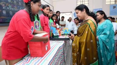 కాగజ్నగర్: ఏకలవ్య విద్యార్థులకు నాణ్యమైన విద్య అందించాలి: ఆసిఫాబాద్ జిల్లా కలెక్టర్ హరిత