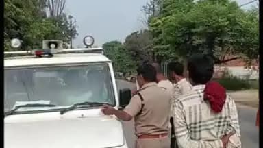 कायमगंज: नवाबगंज में ARTO ने वाहनों की चेकिंग की, पांच वाहनों पर ₹2.58 लाख का जुर्माना लगाया गया