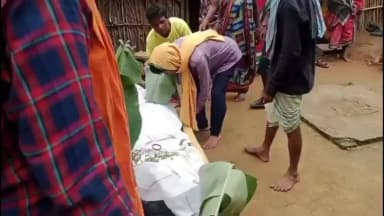 ବଲାଙ୍ଗୀର: ଖର୍ଲିକାନୀ ଗାଁରେ
ଭତ୍ତା ଆସିଲାନି ଚାଲିଗଲା ଜୀବନ ବୃଦ୍ଧଙ୍କ ମୃତ୍ୟୁ ପରେ ଇଓଙ୍କ ଅବହେଳା ଅଭିଯୋଗ