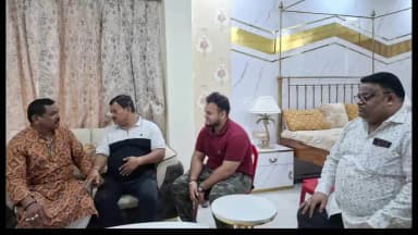 କଣ୍ଟାବାଞ୍ଜି: ଅପହରଣ ପରେ ନରେନ୍ଦ୍ର ସାହୁଙ୍କୁ ଭେଟିଲେ ନେତୃବୃନ୍ଦ ସ୍ୱାସ୍ଥ୍ୟବସ୍ଥା ପଚାରି ବୁଝିଲେ କଣ୍ଟାବାଞ୍ଜି ବିଧାୟକ