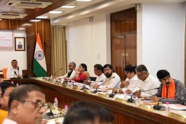 বালি-জগাছা: নবান্নে মুখ্যমন্ত্রীসহ মন্ত্রীদের ক্যাবিনেট বৈঠক শেষ