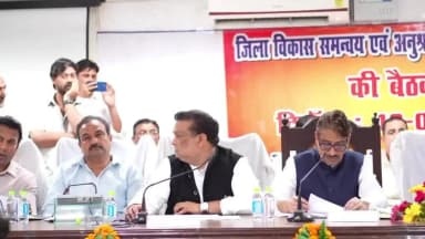 गठबंधन की गाड़ी में स्टीयरिंग को लेकर ही संग्राम…
हार सामने देख सपा-कांग्रेस में बौखलाहट बढ़ गई है, अब गठबंधन के नेता
