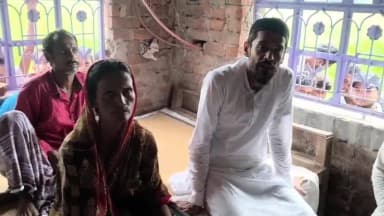 বাঁকুড়া ১: ইন্দাস কাণ্ডে আক্রান্তদের পাশে আই.এস.এফ বিধায়ক নওশাদ সিদ্দিকীর সহযোগিতা