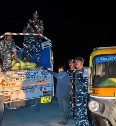 शोहरतगढ़: 43वीं वाहिनी SSB सीमा चौकी बाणगंगा के जवानों ने 56 बोरी यूरिया खाद, पिकप व टैम्पू सहित बरामद कर 2 लोगों को किया गिरफ्तार