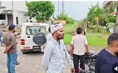 गदरपुर: गदरपुर कोतवाली पुलिस ने न्यू स्टार गेस्ट हाउस में मारा छापा, अनैतिक कार्य करते हुए युवकों को लिया हिरासत में