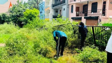 नाहन: वार्ड 5 में शिवपुरी मंदिर के पास पार्क का विकास कार्य शुरू, स्थानीय लोगों में खुशी