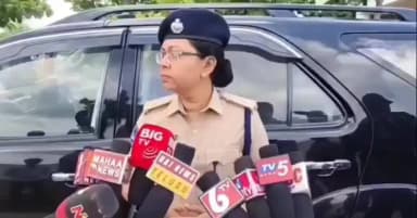 సిద్దిపేట అర్బన్: దుబ్బాక మండలం అప్పనపల్లి గ్రామ శివారులో బావిలో కారు పడి నలుగురు మృతి చెందిన ఘటనపై స్పందించిన సిద్దిపేట CP రష్మీపెరుమాళ్