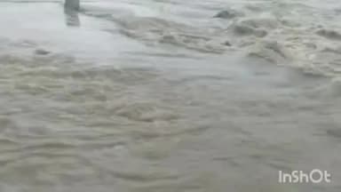 हुज़ूर: रीवा में मूसलाधार बारिश से बीहर नदी उफान पर, बाढ़ जैसे हालात