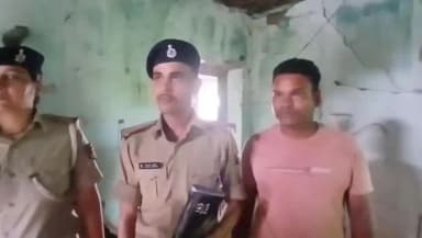 लकड़ी नबीगंज: लकड़ी नवीगंज पुलिस ने खंडहरनुमा मकान से शराब बरामद की