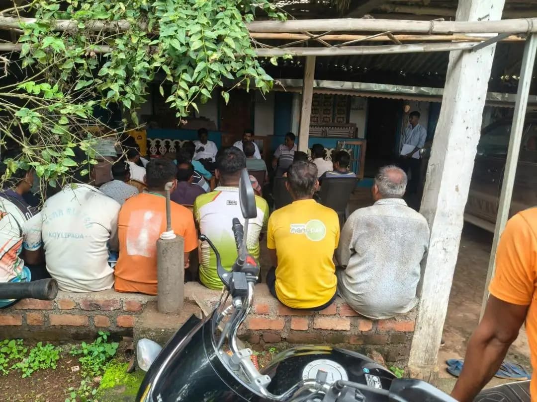 વઘઇ: કોયલીપાડા ગામમાં સ્થાનિક આગેવાનો સાથે ગૌરવપૂર્ણ ચર્ચા, સ્થાનિક સમસ્યાઓ પર વાતચીત