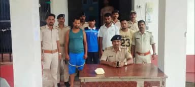 कुरसाकांटा: कुर्साकांटा में 240 किलोग्राम गांजे के साथ चार लोग गिरफ्तार