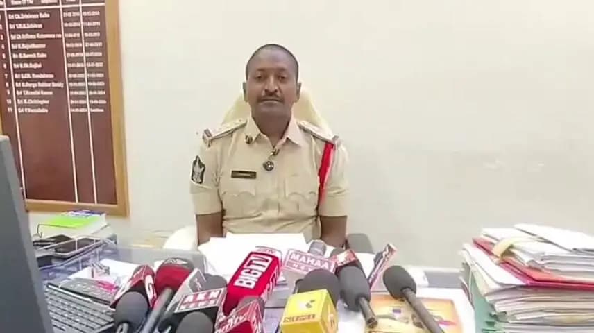 అమలాపురం: అమలాపురం చిరంజీవి ఆస్పత్రిలో నిధుల స్వాహా: ముగ్గురు అరెస్టు