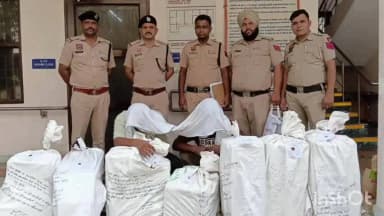 अम्बाला: अम्बाला पुलिस ने बड़ी कार्रवाई कर 242 बोतल अवैध शराब बरामद की, 3 आरोपी गिरफ्तार कर जेल भेजे