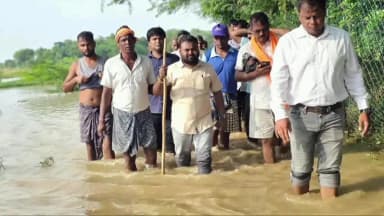 ବାଲେଶ୍ବର ସଦର: ଗୋପୀନାଥପୁର ପଞ୍ଚାୟତର ବନ୍ୟା ପ୍ରଭାବିତ ଅଞ୍ଚଳ ପରିଦର୍ଶନ କରି ସ୍ଥିତି ସମୀକ୍ଷା କଲେ ସଦର ବିଧାୟକ