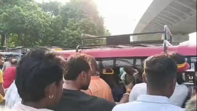 बेगूसराय: बेगूसराय के हर-हर महादेव चौक के पास तेज रफ्तार ट्रक ने मजदूर को कुचला, लोगों ने किया जमकर हंगामा