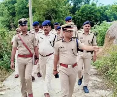 बेनीपुर: एसपी ने किया घनश्यामपुर थाना का वार्षिक निरीक्षण,दो पुलिस कर्मियों को मिली निंदन की सजा