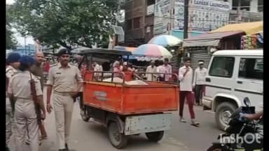 नारदीगंज: नारदीगंज बाजार में मोबाइल छीने के विवाद में हुई गोलीबारी, 5 नामजद समेत 15 अज्ञात पर मुकदमा, पुलिस कार्रवाई में जुटी