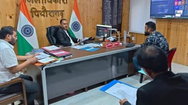 पिथौरागढ़: पिथौरागढ़ में एप्पल-कीवी मिशन और दलहन आत्मनिर्भरता पर जोर