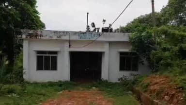সাব্রুম: পূর্ব হরিণা গ্রাম পঞ্চায়েতের ৩ নম্বর ওয়ার্ডে সাতসকালে এক গৃহবধূর অগ্নিদগ্ধ অবস্থায় মৃত্যুর ঘটনায় চাঞ্চল্য