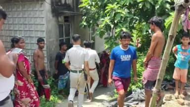 ক্যানিং ১: ক্যানিংয়ে নয়নজুলি থেকে উদ্ধার ভ্যানচালকের ভাসমান দেহ, চাঞ্চল্য এলাকায়