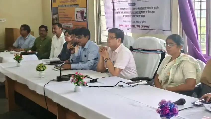 बेन (नालंदा) में अपर समाहर्ता, नालंदा की उपस्थिति में जनप्रतिनिधियों और ग्रामीणों के साथ हुआ उच्चस्तरीय जनसंवाद कार्यक्रम
Samrat Choudhary
CMO Bihar
Information & Public Relations Department, Government of Bihar
Energy Department, Bihar
Bihar Education Department
Water Resources Department, Government of Bihar
Public Health Engineering Department, Government of Bihar
ICDS Directorate Bihar
Department of Agriculture, Government of Bihar
Rural Development Department, Government of Bihar