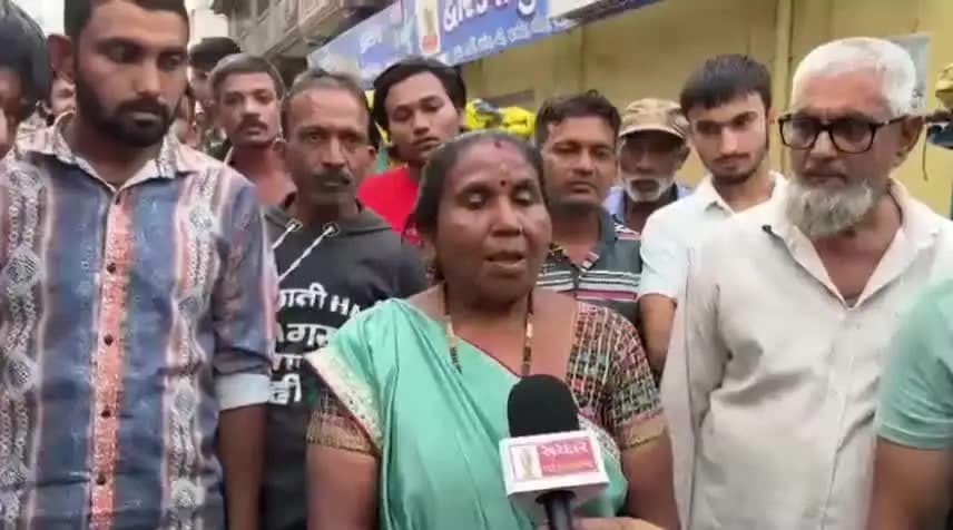 નાંદોદ: રાજપીપળા ખાતે નગર પાલિકા દ્વારા દબાણ હટાવી કામગીરી વિશે આપ પાર્ટી મહિલા મોરચા પ્રમુખ પ્રમુખ સરોજબેન તડવીએ આપી માહિતી