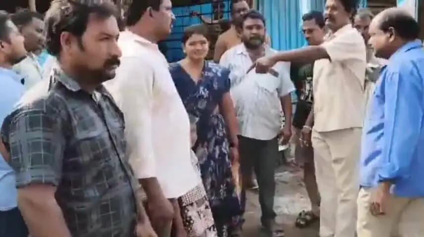 మండపేట: రాయవరంలో విషాదం: జ్యూస్ సెంటర్లో విద్యుత్ షాక్తో చిరు వ్యాపారి మృతి