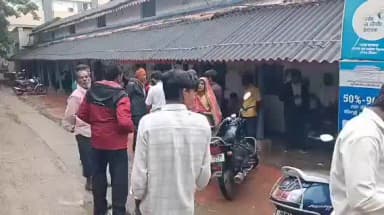नरसिंहपुर: कल्याणपुर तिगड्डा के पास भीषण सड़क हादसा, ट्रक की टक्कर से बाइक चालक व सवार की मौत