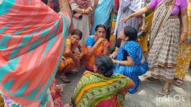 পুরুলিয়া ১: অন্নপূর্ণা যোজনার টাকা না পেয়ে দুলমি মিষ্টি মহল তীব্র ক্ষোভ, জাতীয় সড়ক অবরোধ করে মহিলাদের বিক্ষোভ