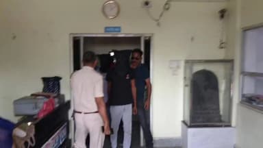 বামনগোলা: মালদা থানার পুলিশের অভিযানে ১ কেজি ৮০ গ্রাম ব্রাউন সুগার উদ্ধার, গ্রেফতার দুই