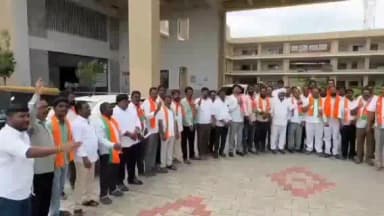 నిర్మల్: మంత్రి పొంగులేటి శ్రీనివాస్రెడ్డిని వెంటనే మంత్రివర్గం నుంచి బర్తరఫ్ చేయాలని జిల్లా కలెక్టరేట్ ఎదుట బీజేపీ ధర్నా