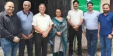 सोलन: परवाणू सेक्टर-4 की समस्याओं को लेकर आरडब्ल्यूए प्रतिनिधि ने अधिकारियों से की मुलाकात