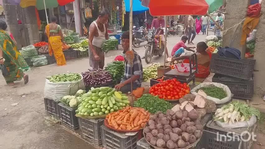 अररिया: अररिया के मुख्य बाजार में महंगाई का असर, 15 दिनों में खाद्य सामग्री के दाम बढ़े