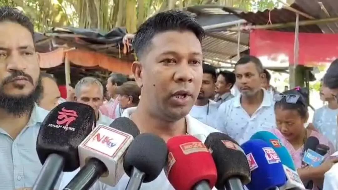 বিশ্বনাথ: কাজিৰঙাৰ Eco sentetive Zone ৰ পৰিসীমা বৃদ্ধি সন্দৰ্ভত বিশ্বনাথত প্ৰাক্তন ছাত্ৰ নেতা ৰূপম দাসৰ প্ৰতিক্ৰিয়া