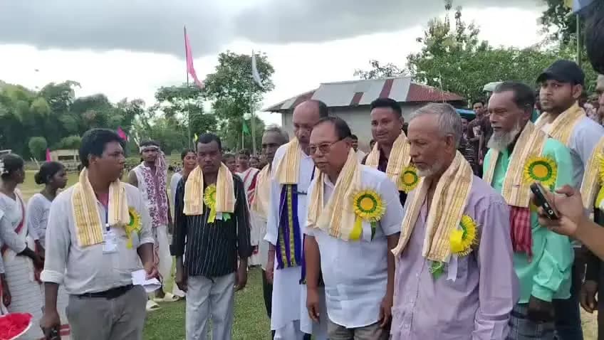 কৈলাশহর: কৈলাসহর হীরাছরায় ফুটবল খেলা অনুষ্ঠিত হয়