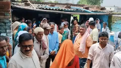 गोला: मठवाटांड में विवाहिता ने की आत्महत्या, गोला पुलिस को मिला सुसाइड नोट और वॉइस रिकॉर्डिंग