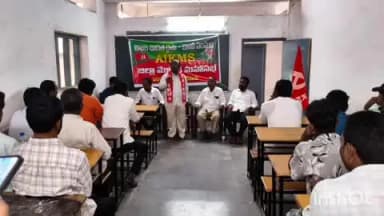 పరిగి: రైతుల పంటకు గిట్టుబాటు ధర కల్పించాలి: పరిగి లో అఖిల భారత రైతు కూలీ సంఘం రాష్ట్ర అధ్యక్షులు బిక్షపతి