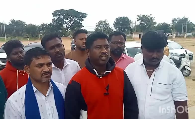 ಕೋಲಾರ: ಹೋರಾಟಗಾರ ಸಂದೇಶ್ ರವರ ಭದ್ರತೆಗಾಗಿ
ಸರ್ಕಾರದಿಂದ ಗನ್ ಮ್ಯಾನ್ ನೀಡುವಂತೆ ನಗರದಲ್ಲಿ ಅನಂತ್ ಕುಮಾರ್ ಒತ್ತಾಯ