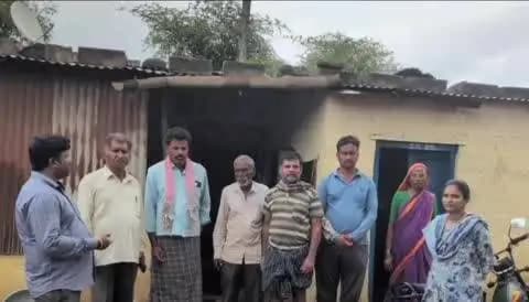 ಶಿರಹಟ್ಟಿ: ಶಿರಹಟ್ಟಿ ತಾಲೂಕಿನ ಕಡಕೋಳ ಸೇರಿದಂತೆ ವಿವಿಧೆಡೆ ಜಾಬ್ ಕಾರ್ಡ್ ವಿತರಣೆ ಹಾಗೂ ಜಾಗೃತಿ ಕಾರ್ಯಕ್ರಮ