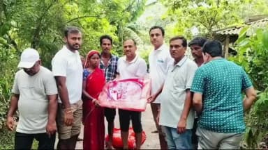 ବାଲେଶ୍ବର ସଦର: ବନ୍ୟା ପ୍ରଭାବିତ ବାଇଁଚା ପଞ୍ଚାୟତର ୧ ହଜାର ପରିବାରକୁ ଶୁଖିଲା ଖାଦ୍ୟ ଓ ପଲିଥିନ ବଣ୍ଟନ