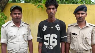 नवगछिया: तेतरी मंदिर से चोरी बाइक बरामद, आरोपी गिरफ्तार