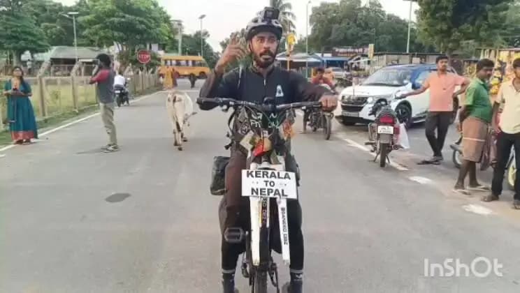 உடையார்பாளையம்: முன் சக்கரம் இல்லா சைக்கிளில் 3800 கிமீ பயணம்: போதைப்பொருள் இல்லா இந்தியா இலக்கு