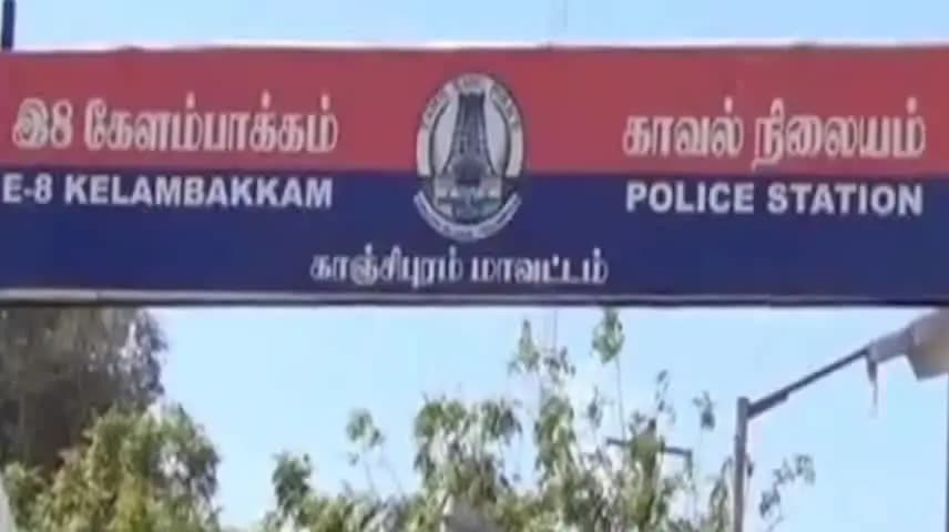 திருப்போரூர்: காதல் விவகாரத்தில் கத்தியால் வெட்டப்பட்ட வாலிபர் உயிரிழப்பு: உறவினர்கள் சாலை மறியல்