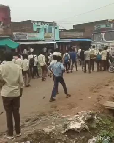 गौरिहार: सरबई में स्कूली छात्रों के बीच मामूली कहासुनी पर हुई मारपीट, लात-घूंसे और पत्थर चले